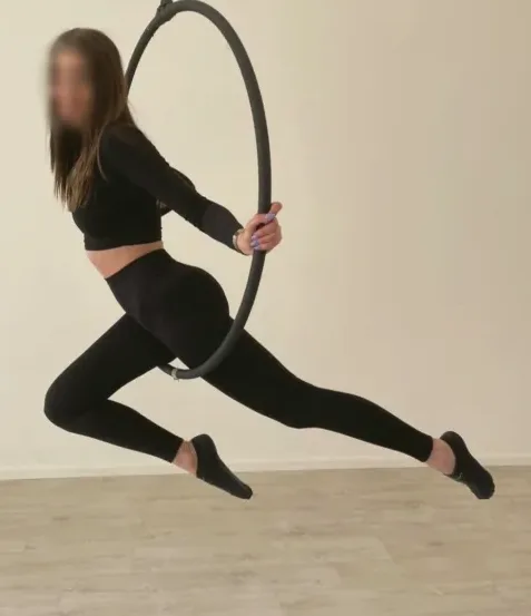 Amalie, 25