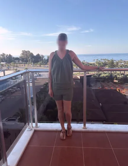 Charlotte, 38