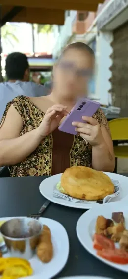 Emina, 39