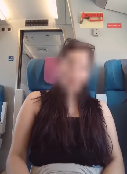 Helena, 37