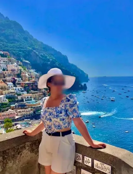 Karoline, 20