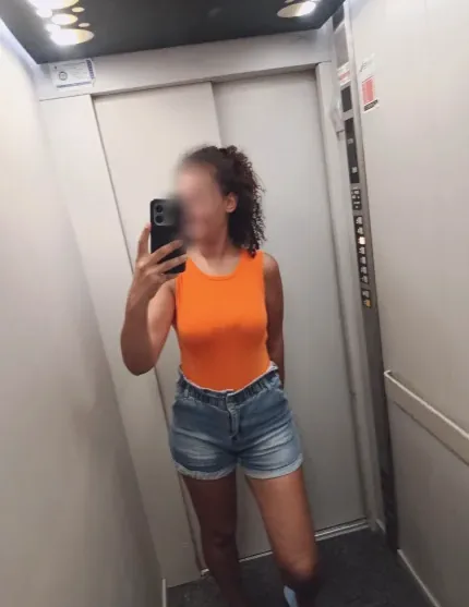 Louise, 33