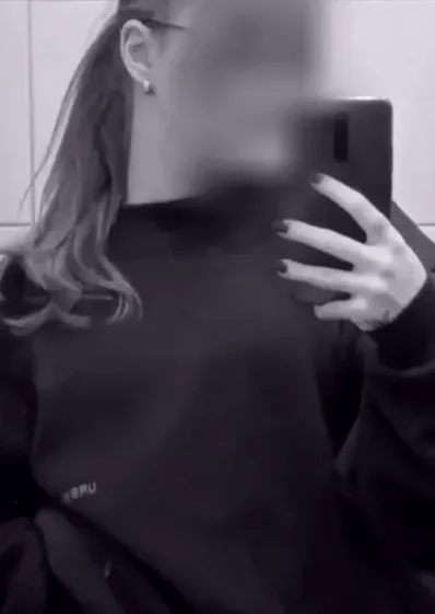 Maja, 19
