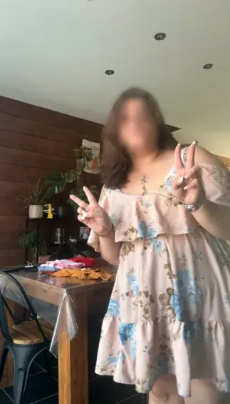 Mariam, 23