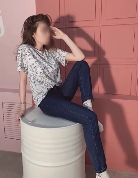 Mathilde, 21