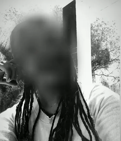 Molly, 28
