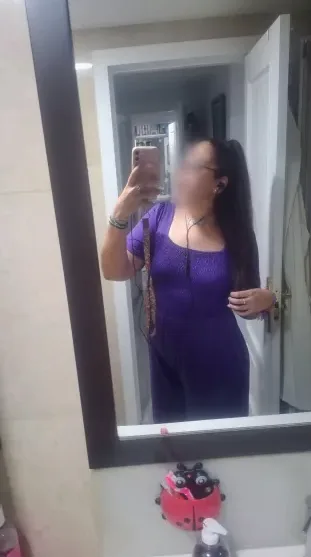 Signe, 34