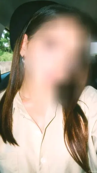 Sofia, 25