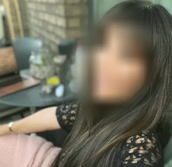 Tilde, 24