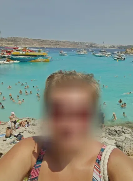 Tilde, 40