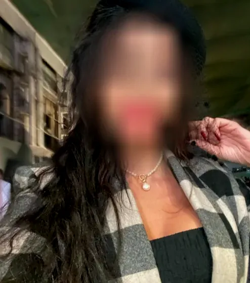 Tilde, 40